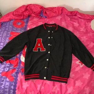 SHEIN Oversized Letter ‘A’ Patched Baseball Jacket ❤️🖤